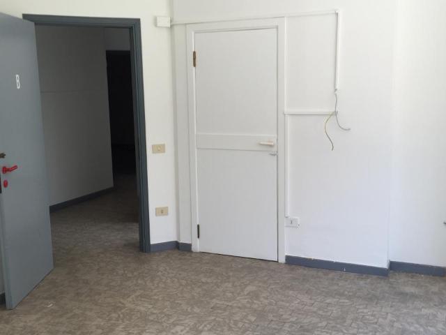 Ufficio in affitto a Unione dei Comuni Circondario dell'Empolese Valdelsa, Empoli