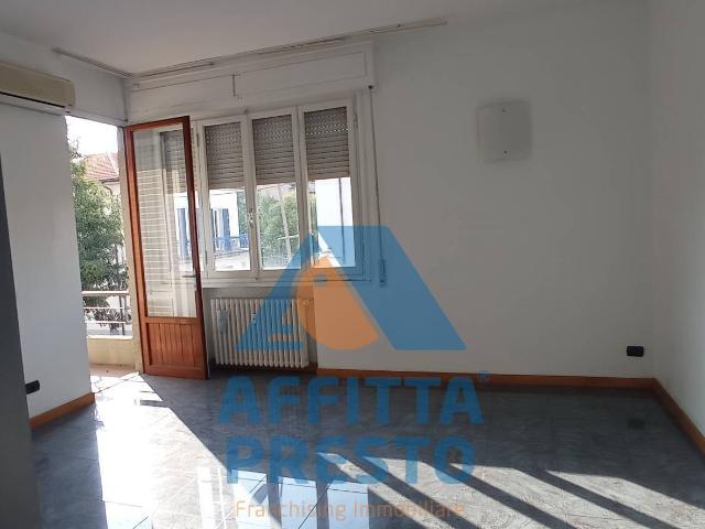Ufficio in affitto a Unione dei Comuni Circondario dell'Empolese Valdelsa, Empoli