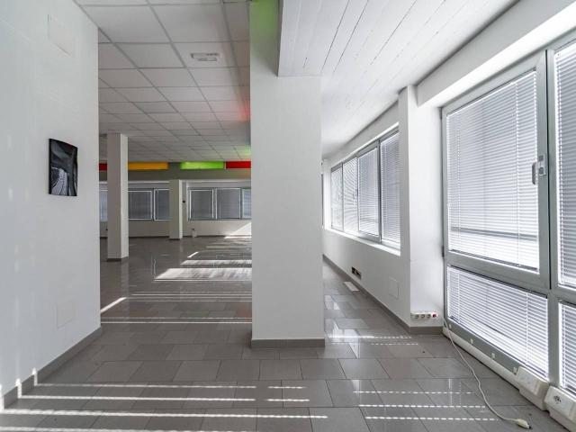 Ufficio in affitto a Unione dei Comuni Circondario dell'Empolese Valdelsa, Empoli