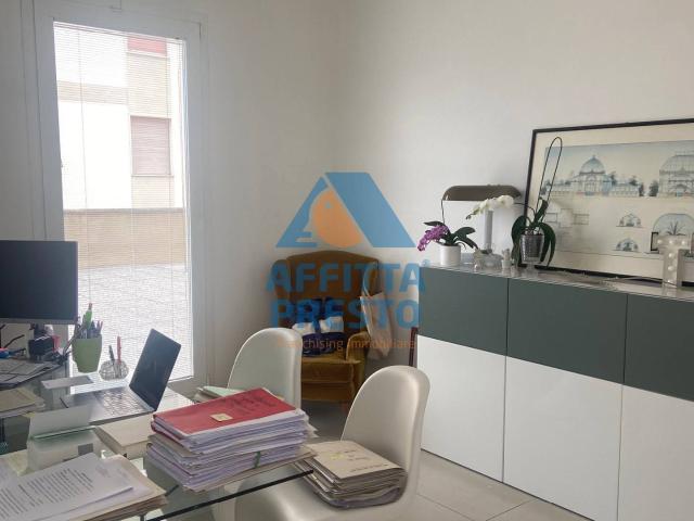 Ufficio in affitto a Unione dei Comuni Circondario dell'Empolese Valdelsa, Empoli