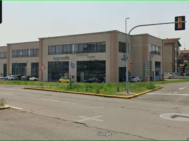 Ufficio in affitto a Unione dei comuni del Distretto Ceramico, Fiorano Modenese
