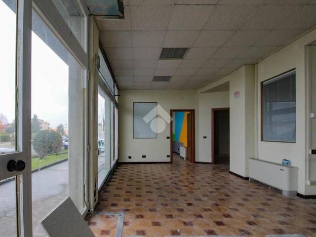 Ufficio in affitto a Unione dei comuni del Distretto Ceramico, Fiorano Modenese