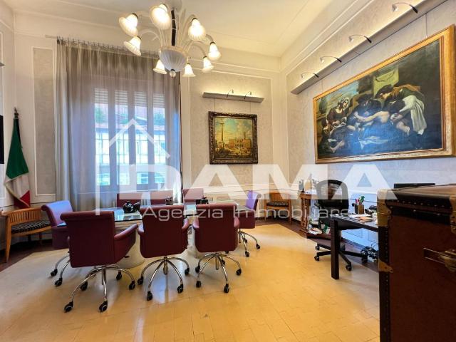 Ufficio in affitto a Unione di Comuni della Romagna Forlivese, Quattro