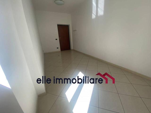 Ufficio in affitto a Formia, Lazio