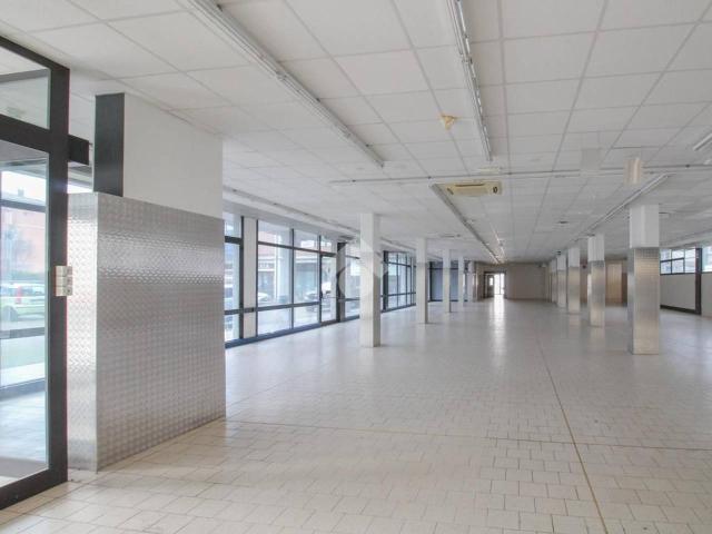 Ufficio in affitto a Unione dei comuni del Distretto Ceramico, Formigine