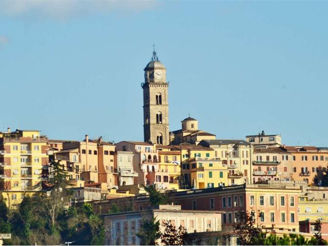 Ufficio in affitto a Frosinone, Lazio