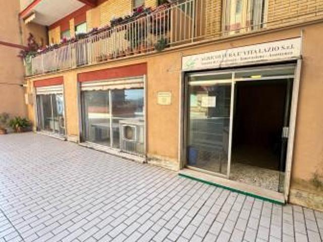 Ufficio in affitto a Frosinone, Lazio