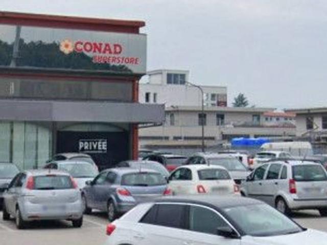 Ufficio in affitto a Frosinone, Lazio