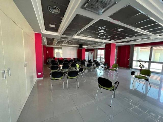 Ufficio in affitto a Frosinone, Lazio