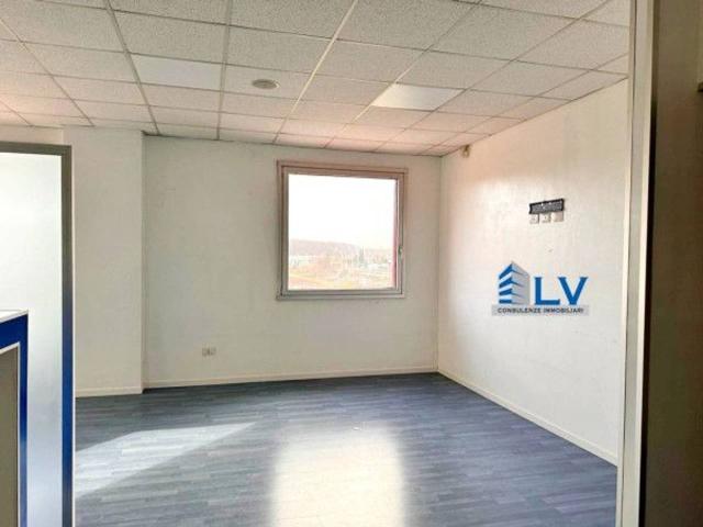 Ufficio in affitto a Frosinone, Lazio