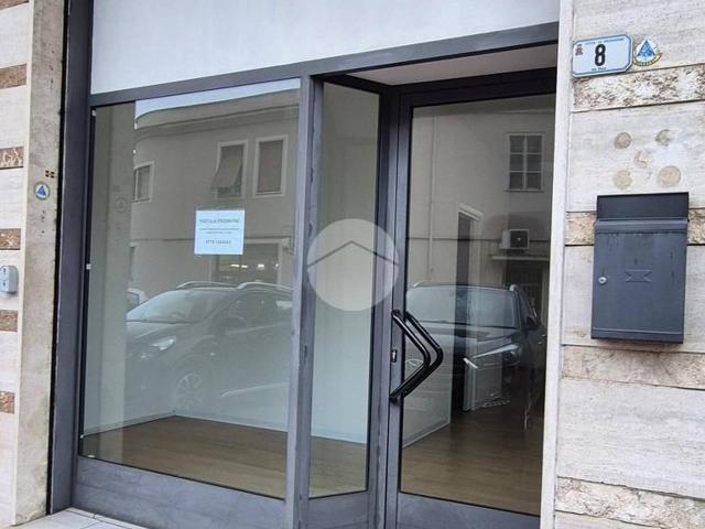 Ufficio in affitto a Frosinone, Lazio