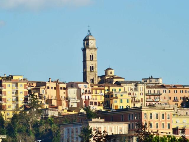 Ufficio in affitto a Frosinone, Lazio