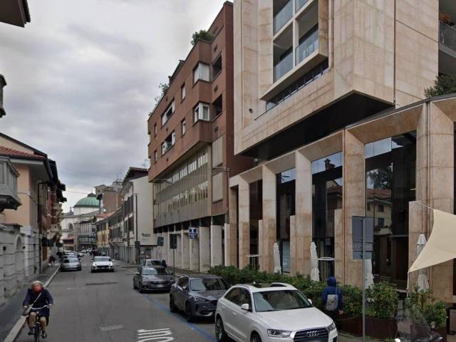 Ufficio in affitto a Centro, Gallarate
