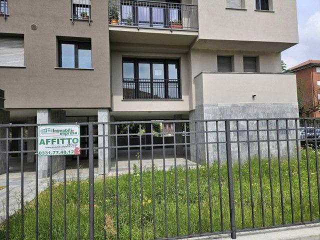 Ufficio in affitto a Caiello, Gallarate