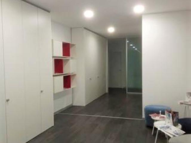 Ufficio in affitto a Villaggio Sant'Andrea, Gallarate