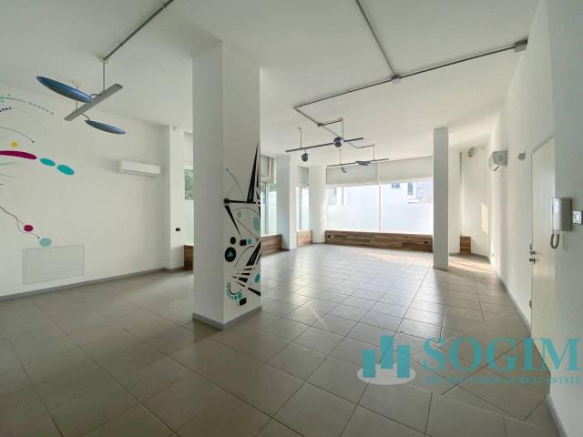 Ufficio in affitto a Arnate, Gallarate