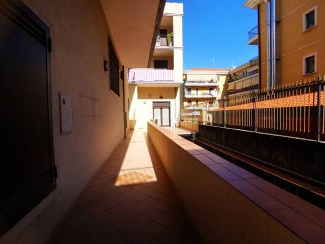 Ufficio in affitto a Giarre, Sicilia