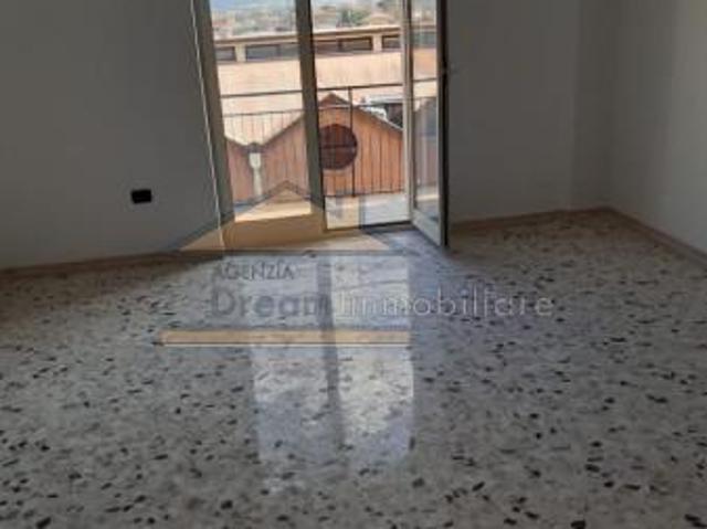 Ufficio in affitto a Giugliano In Campania, Campania