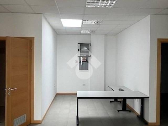 Ufficio in affitto a Unione Terre di Pianura, Granarolo Dell'emilia