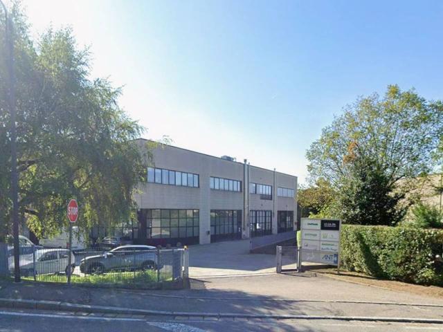 Ufficio in affitto a Grandate, Lombardia