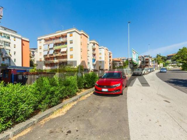 Ufficio in affitto a Gravina Di Catania, Sicilia
