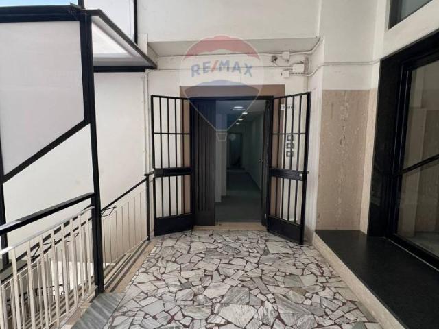 Ufficio in affitto a San Domenico, Grumo Nevano