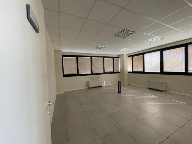 Ufficio in affitto a Inzago, Lombardia