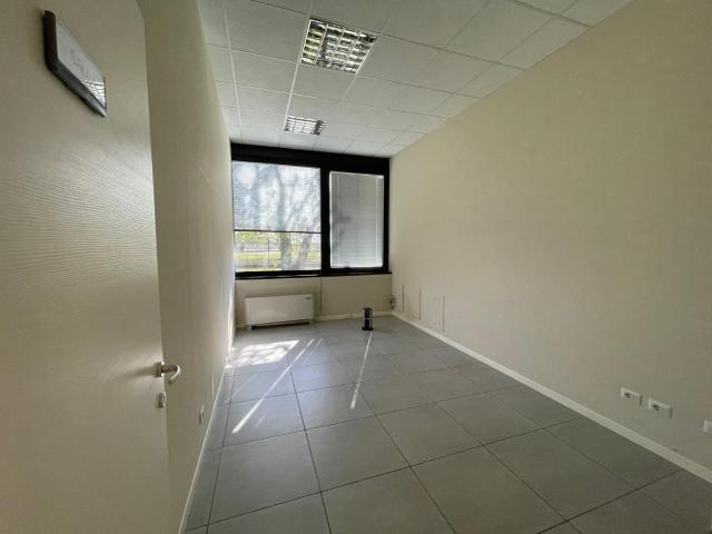 Ufficio in affitto a Inzago, Lombardia