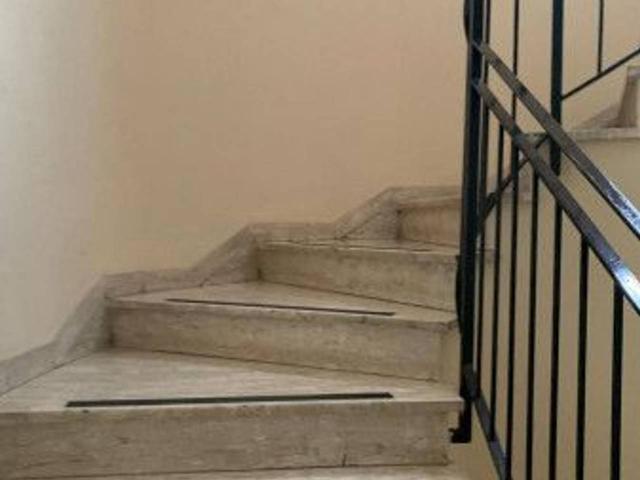 Ufficio in affitto a Isola Del Liri E Superiore, Lazio