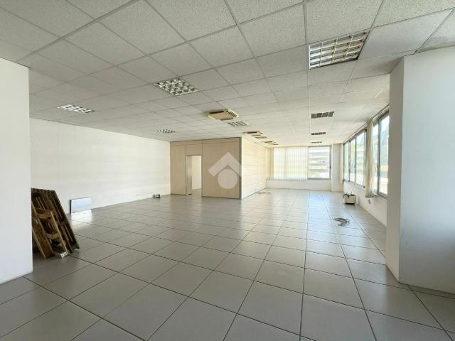 Ufficio in affitto a Piemonte, Torino