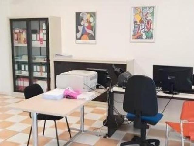 Ufficio in affitto a Casciana Terme Lari, Toscana