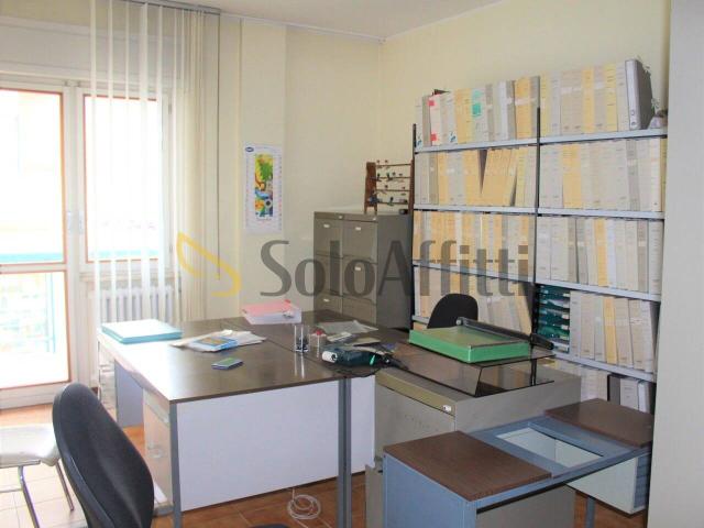 Ufficio in affitto a Quartiere Trento e Trieste, Lanciano