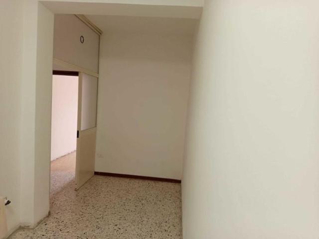 Ufficio in affitto a Quartiere Trento e Trieste, Lanciano