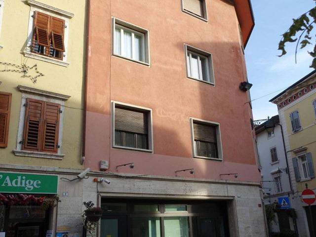 Ufficio in affitto a Comunità Rotaliana-Königsberg, Lavis