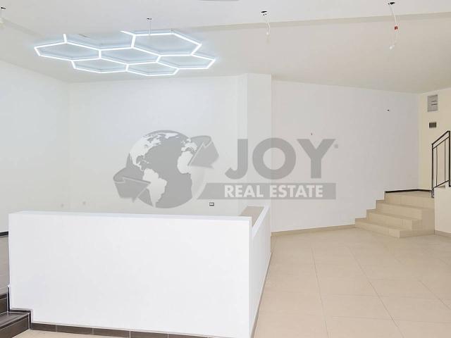 Ufficio in affitto a Puglia, Lecce