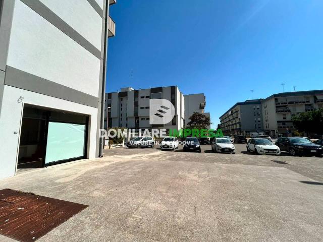Ufficio in affitto a Puglia, Lecce