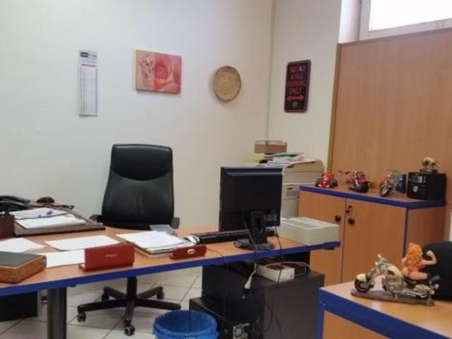 Locale Commerciale in affitto a Liscate, Lombardia