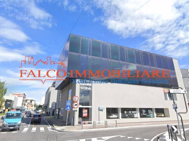 Ufficio in affitto a Da là dal Punt, Lissone