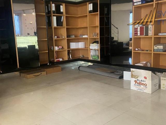 Ufficio in affitto a Cascina Convenio, Lissone