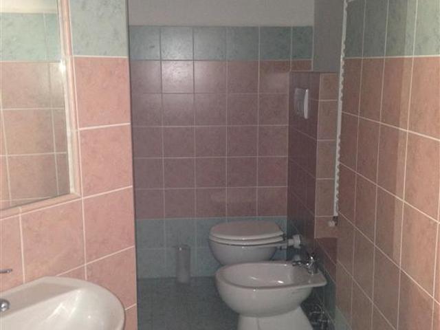 Ufficio in affitto a Livorno, Toscana