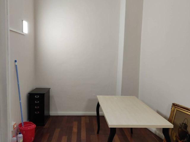 Ufficio in affitto a Via Cairoli, Livorno