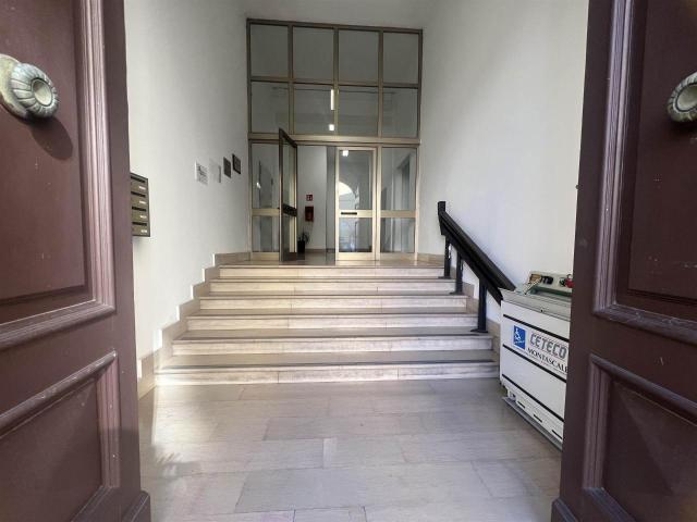 Ufficio in affitto a Livorno, Toscana