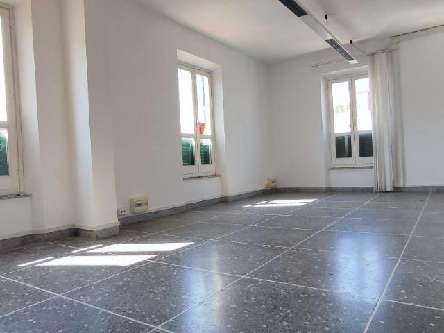 Ufficio in affitto a Livorno