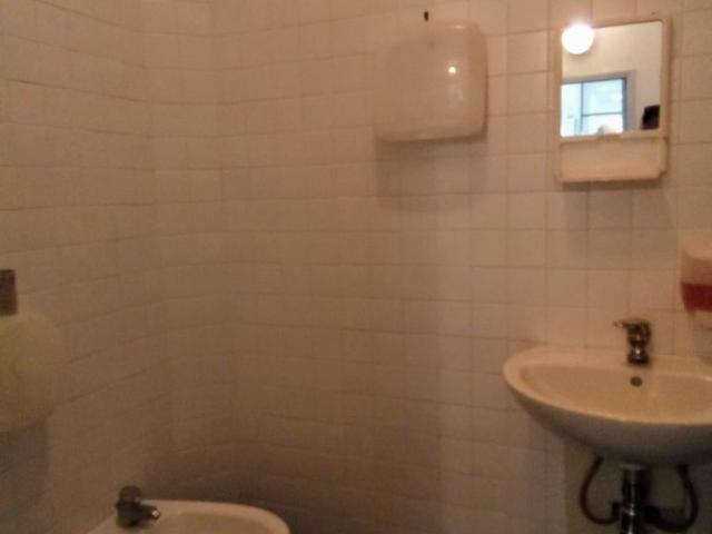 Ufficio in affitto a La Rosa, Livorno