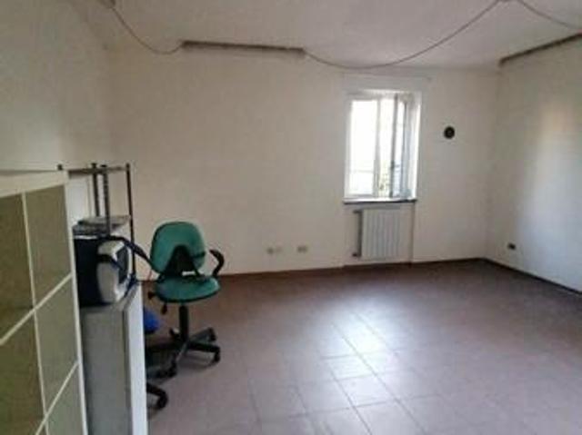 Ufficio in affitto a Sant'Anna, Bagni Di Lucca Ponte