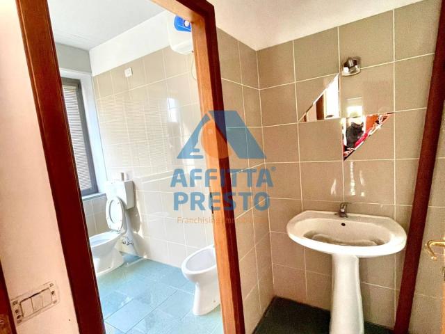 Ufficio in affitto a Bagni Di Lucca Ponte, Toscana