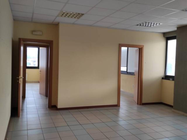 Ufficio in affitto a Corte Dovichetti, Bagni Di Lucca Ponte