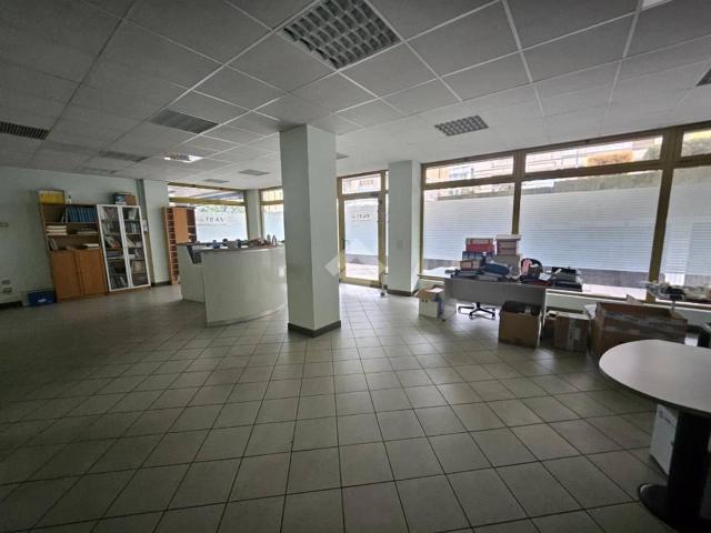 Ufficio in affitto a Comunità montana della valle Trompia, Lumezzane