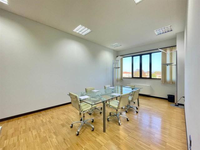 Ufficio in affitto a Belfiore, San Giorgio Di Mantova