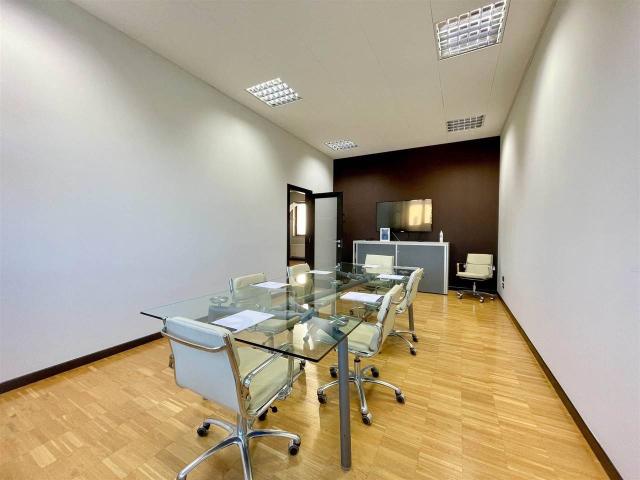 Ufficio in affitto a Belfiore, San Giorgio Di Mantova